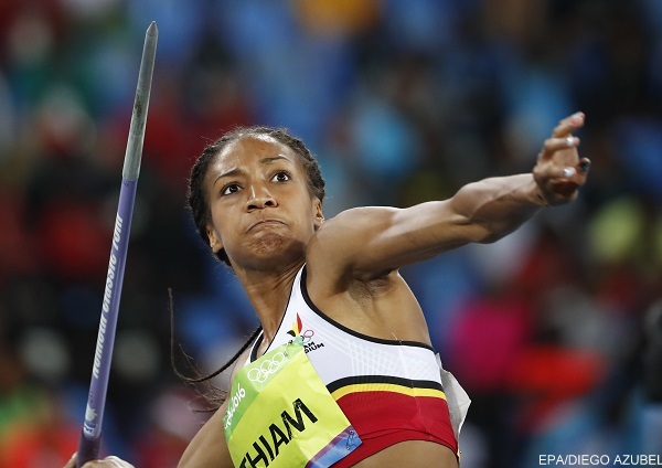epa05482761 Nafissatou Thiam of Belgium competes in the Javelin Throw portion of the Heptathlon event of the Rio 2016 Olympic Games Athletics, Track and Field events at the Olympic Stadium in Rio de Janeiro, Brazil, 13 August 2016.  EPA/DIEGO AZUBEL