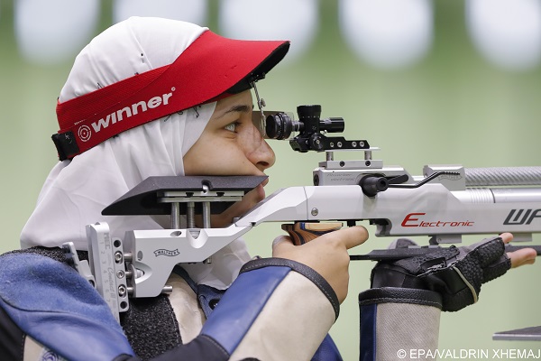 epa05452140 Shimaa Hashad of Egypt during a training session for the Rio 2016 Olympic Games at the Olympic Shooting Centre in Rio de Janeiro, Brazil, 02 August 2016. The Rio 2016 Olympic Games will take place from 05 to 21 August 2016.  EPA/VALDRIN XHEMAJ